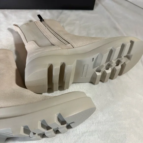 Vince Camuto Kenja Boot - Picture 3 of 7